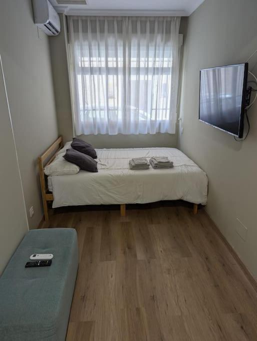 Andres Tamayo Calle, Apartamento En Av America Y Diego De Leon Apartamento *